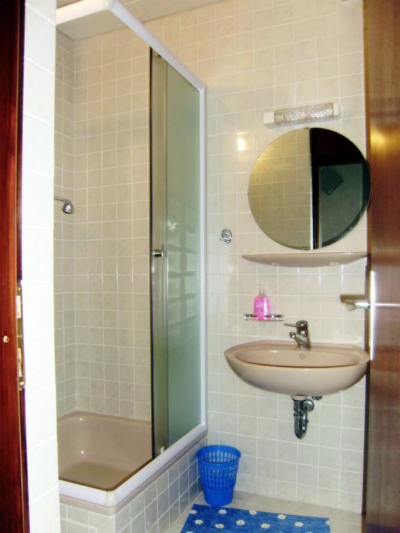 Vila Jadranka Apartments And Rooms Omišalj Camera foto