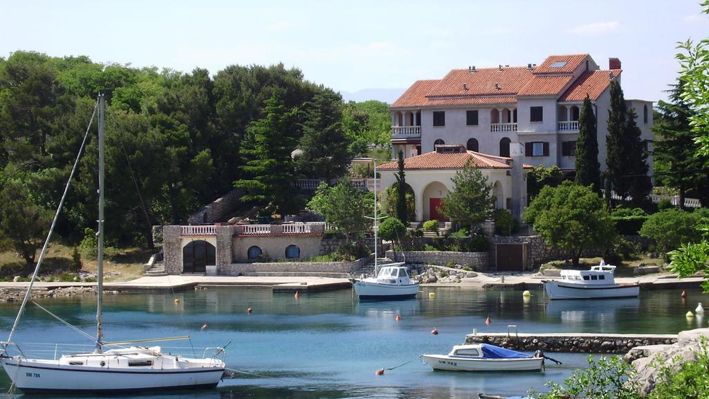 Vila Jadranka Apartments And Rooms Omišalj Camera foto
